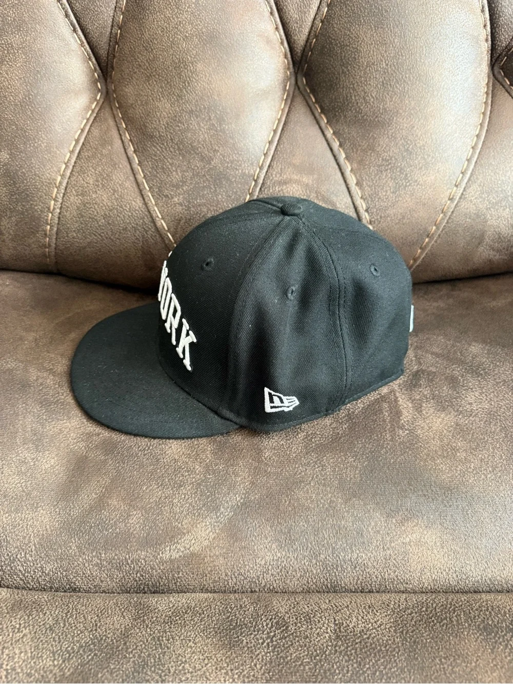 New era New York Knicks fitted hat
